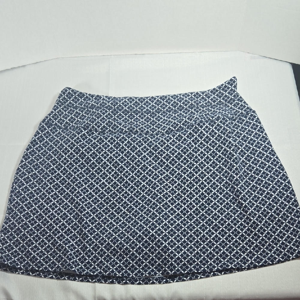 Intro Tummy Control Navy and White Geometric Skort Woman 1X